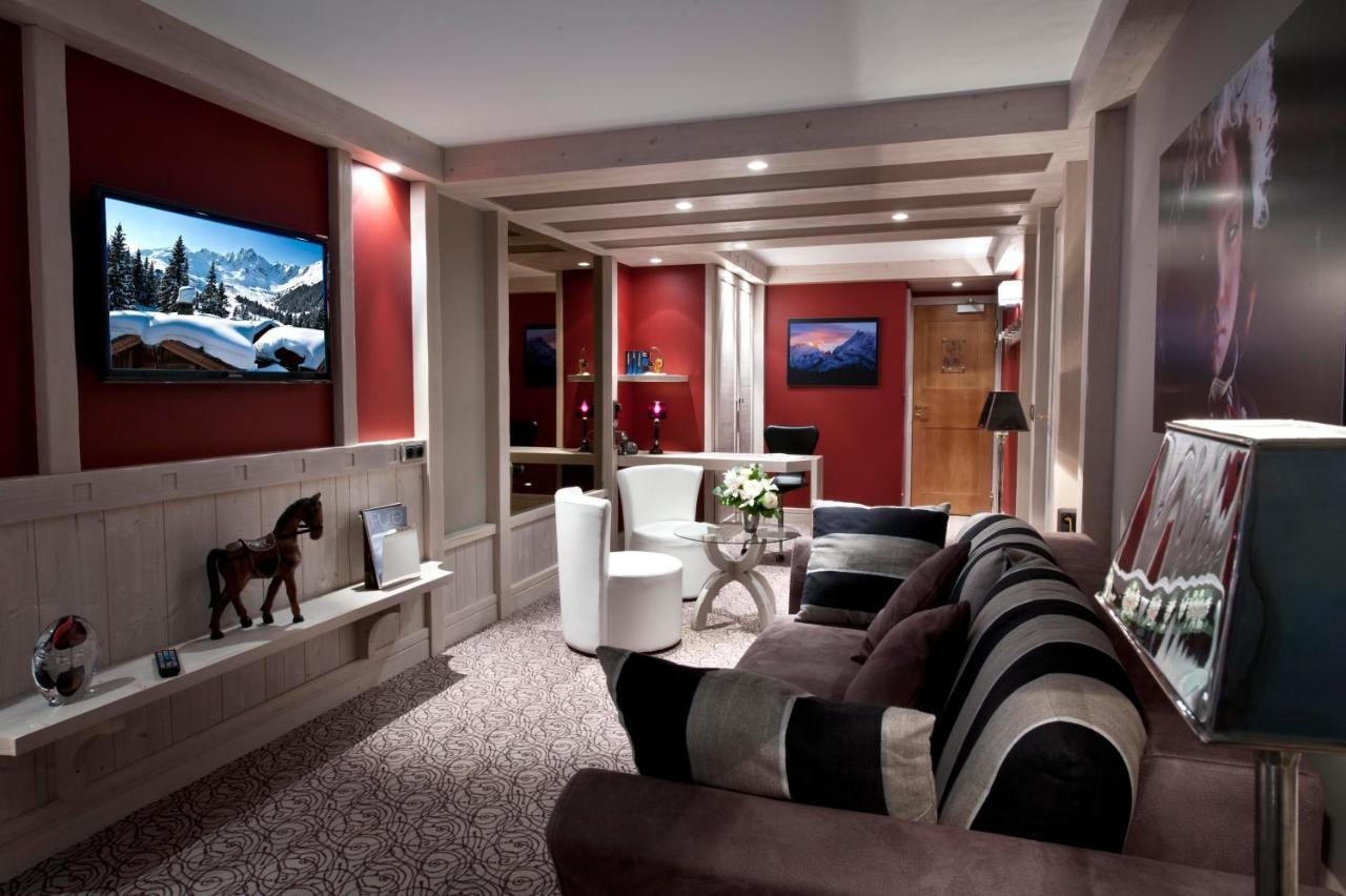 Hotel Les Sherpas Courchevel Bagian luar foto